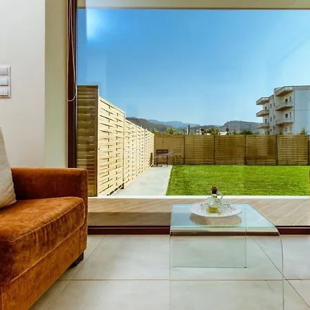 Chania Oasis With Heated Pool * La Canée